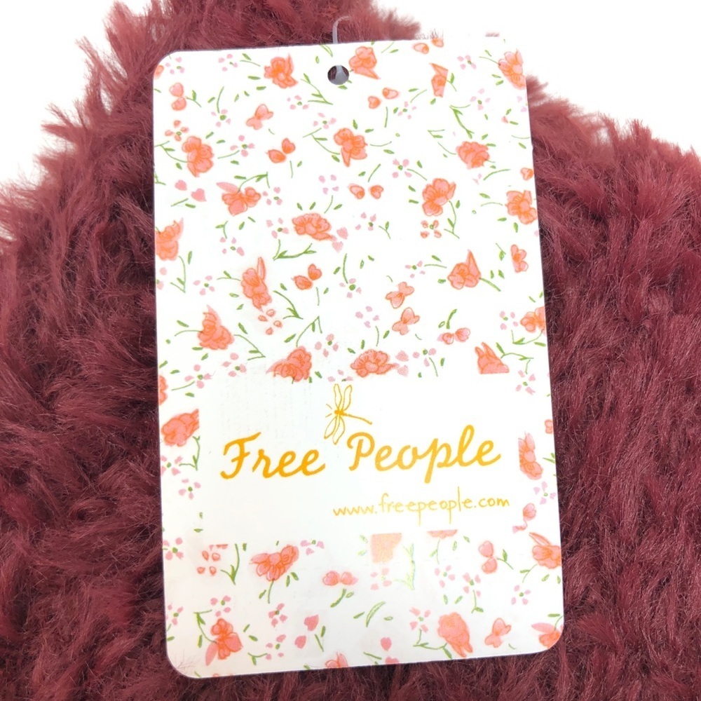 NWT FREE PEOPLE FUZZY BEANIE - Picture 3 of 6